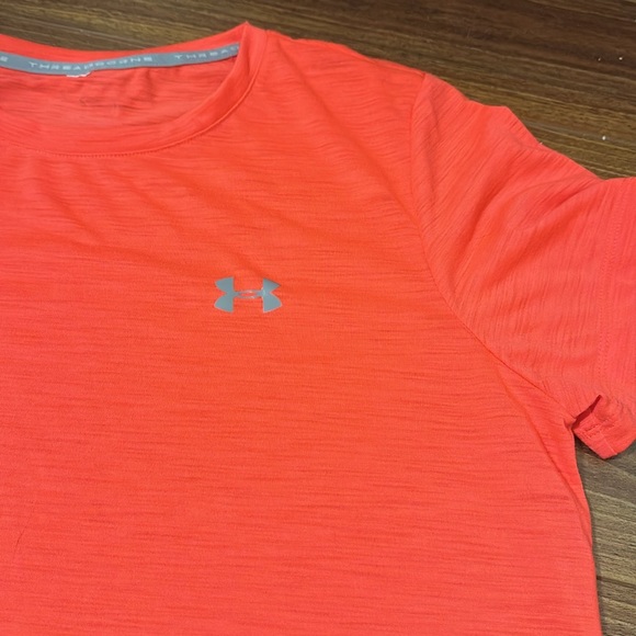 Under armour coral tshirt - Picture 3 of 5